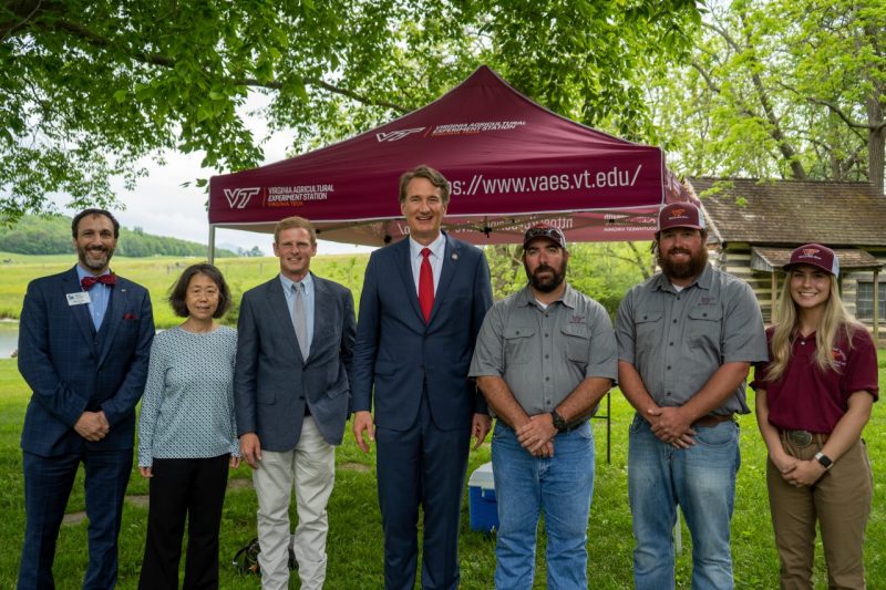 Governor Glenn Youngkin with VT CALS Representatives