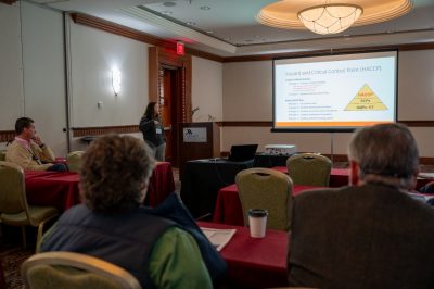 Katheryn Parraga-Estrada presents at Virginia Aquaculture Conference.